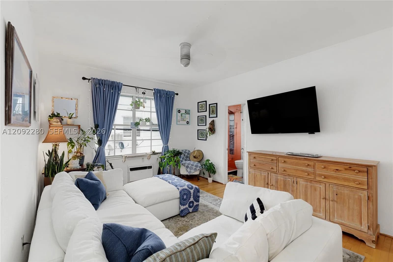 1-bedroom Condo — 1005 Meridian Ave #8, Miami Beach, FL 33139