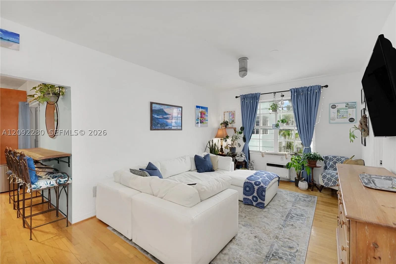 1-bedroom Condo — 1005 Meridian Ave #8, Miami Beach, FL 33139