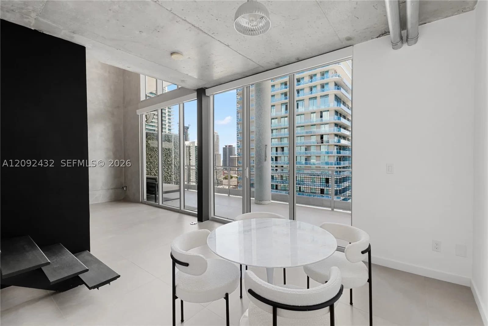 2+1 Condo — 690 1st Ct #PHII12, Miami, FL 33130