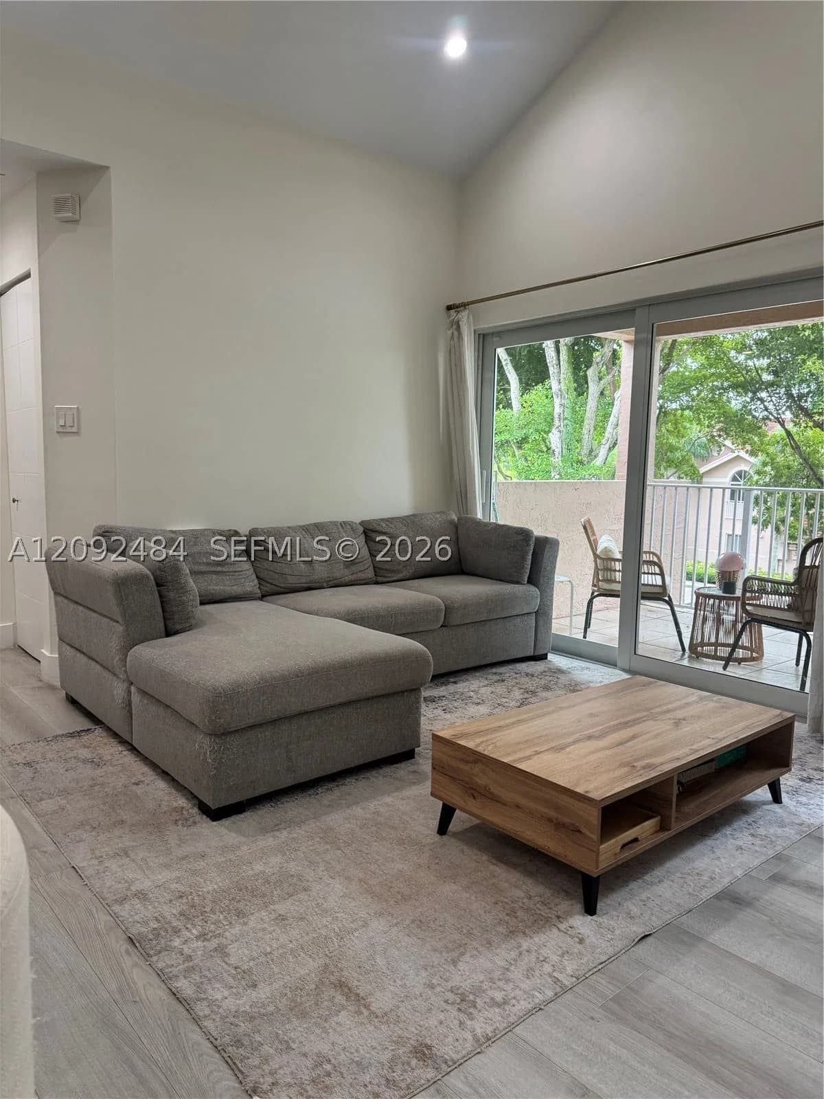 2+1 Condo — 10521 157th Pl #306, Miami, FL 33196
