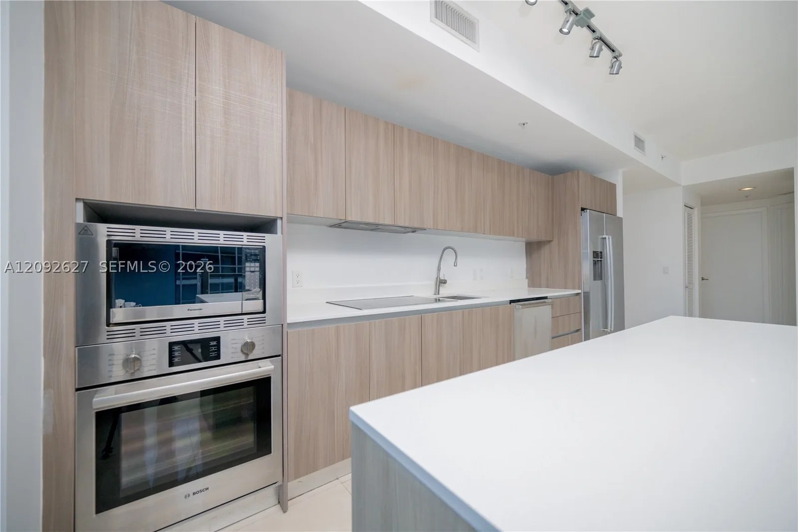 2-bedroom Condo — 201 17th Rd #701, Miami, FL 33129