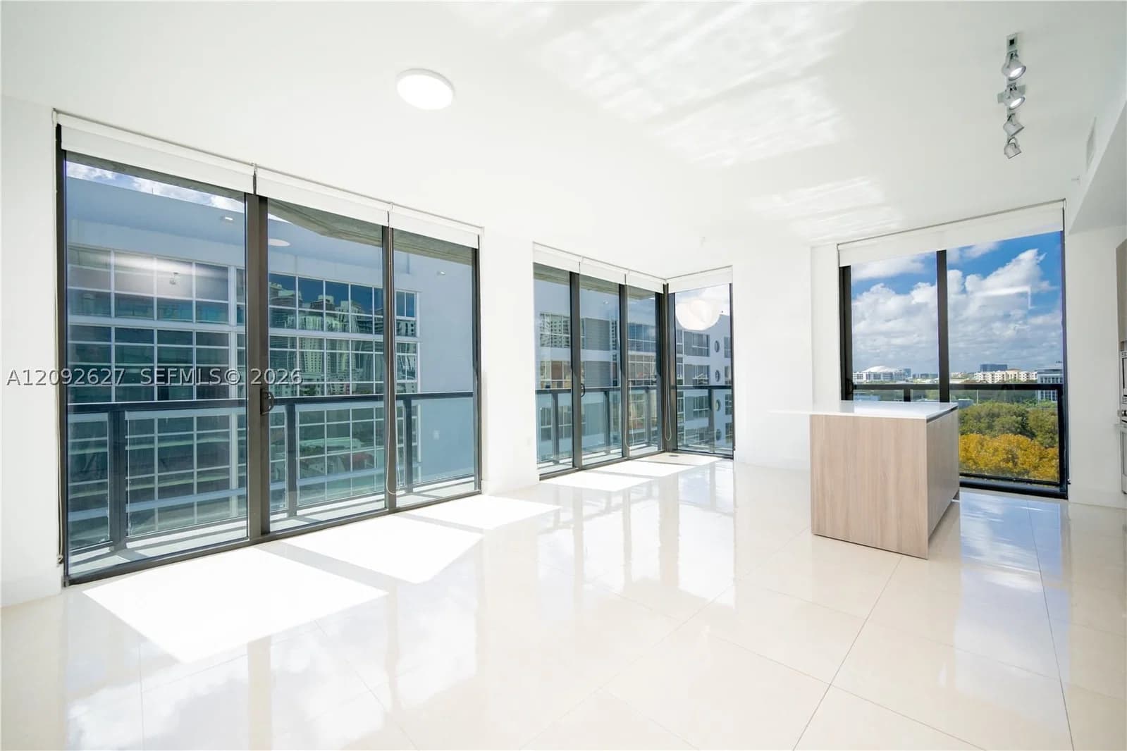 2-bedroom Condo — 201 17th Rd #701, Miami, FL 33129