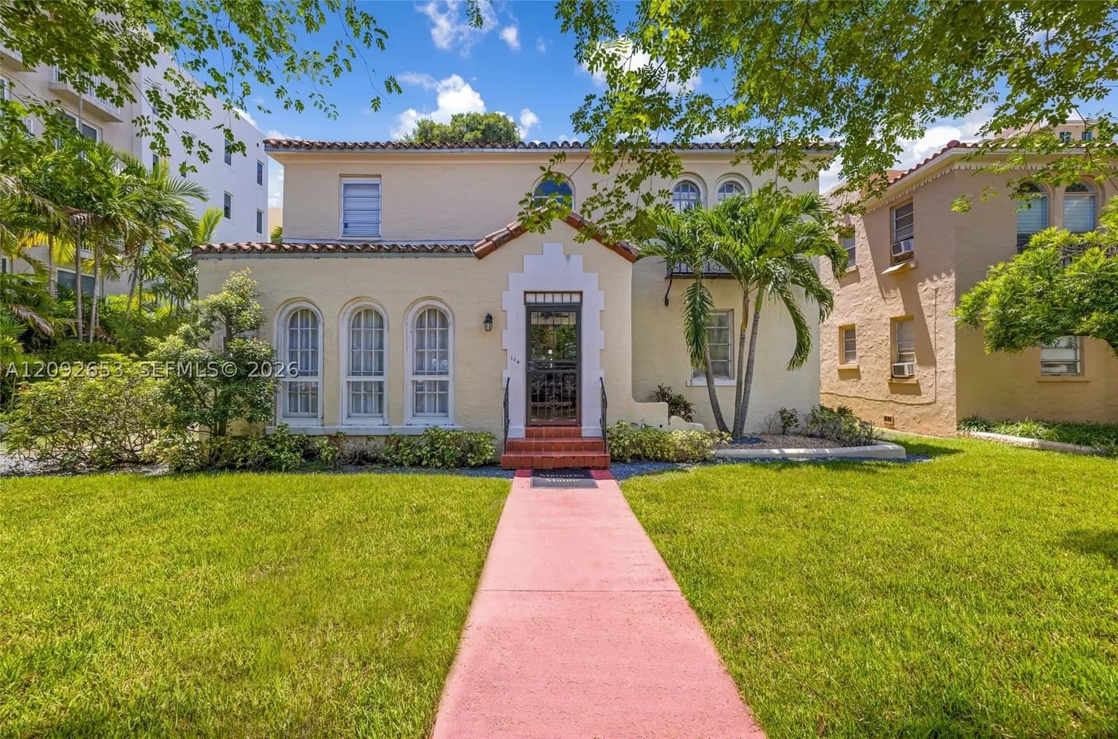 Mülk — 114 Menores Ave, Coral Gables, FL 33134