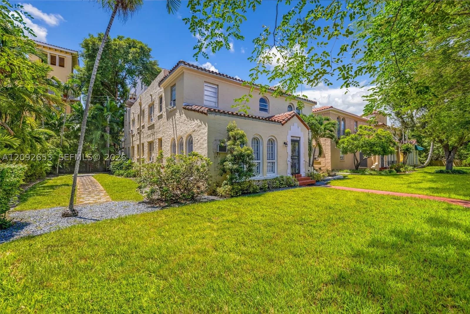 Mülk — 114 Menores Ave, Coral Gables, FL 33134