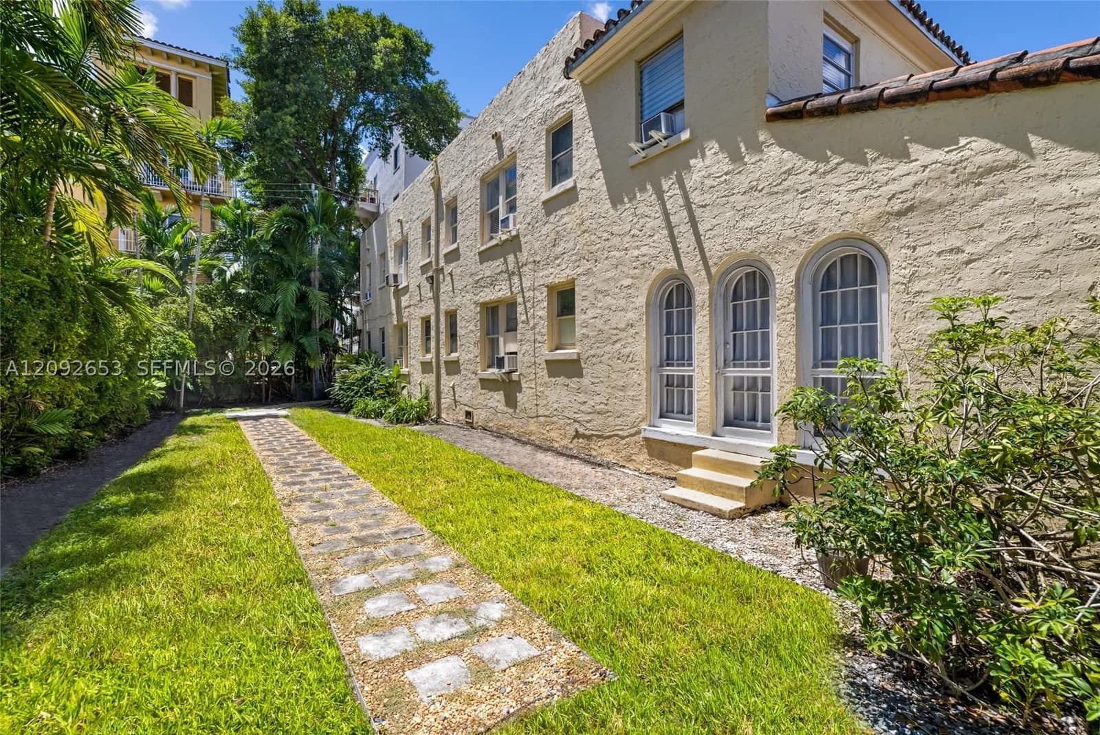 Mülk — 114 Menores Ave, Coral Gables, FL 33134