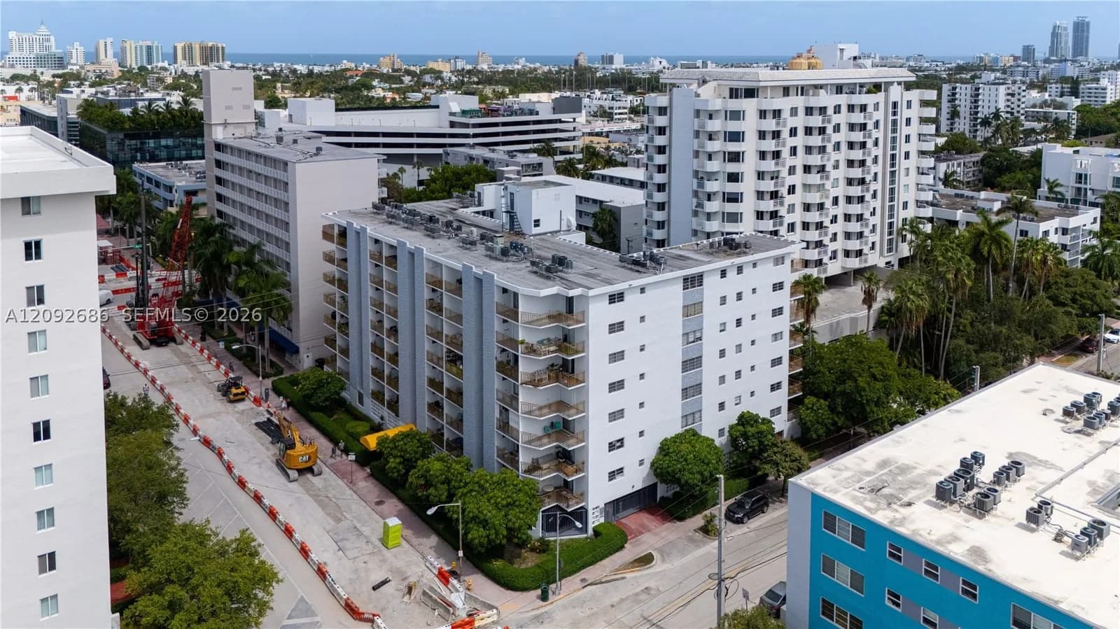 1+1 Condo — 1340 Lincoln Rd #207, Miami Beach, FL 33139