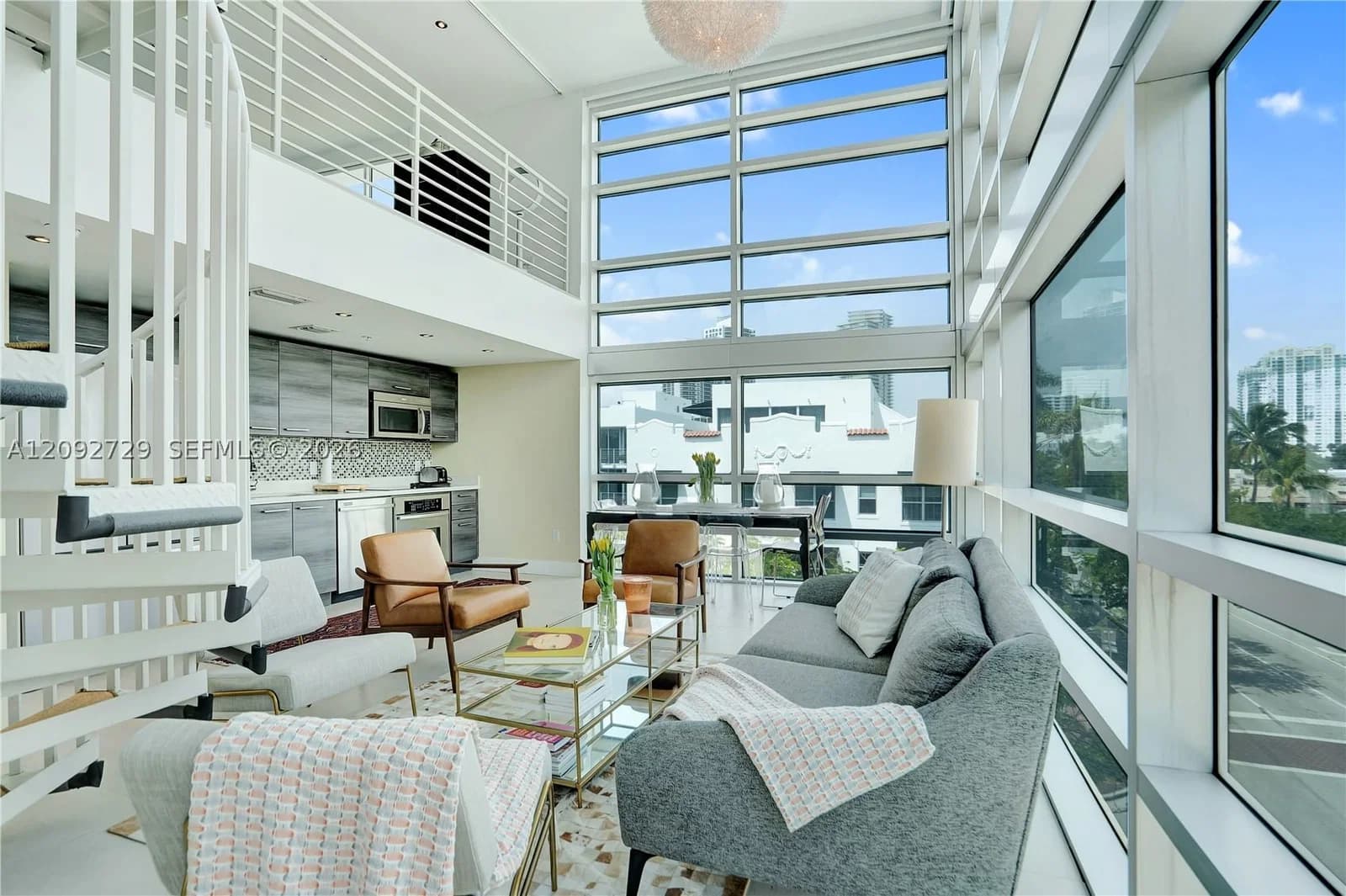 2-bedroom Condo — 421 Meridian Ave #21, Miami Beach, FL 33139