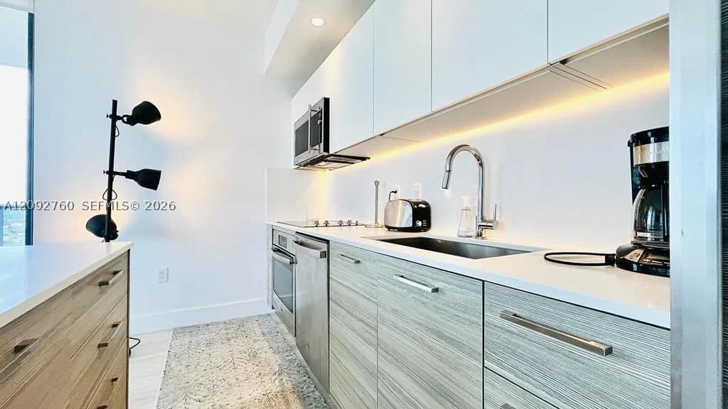 2-bedroom Condo — 121 34th St #2001, Miami, FL 33137