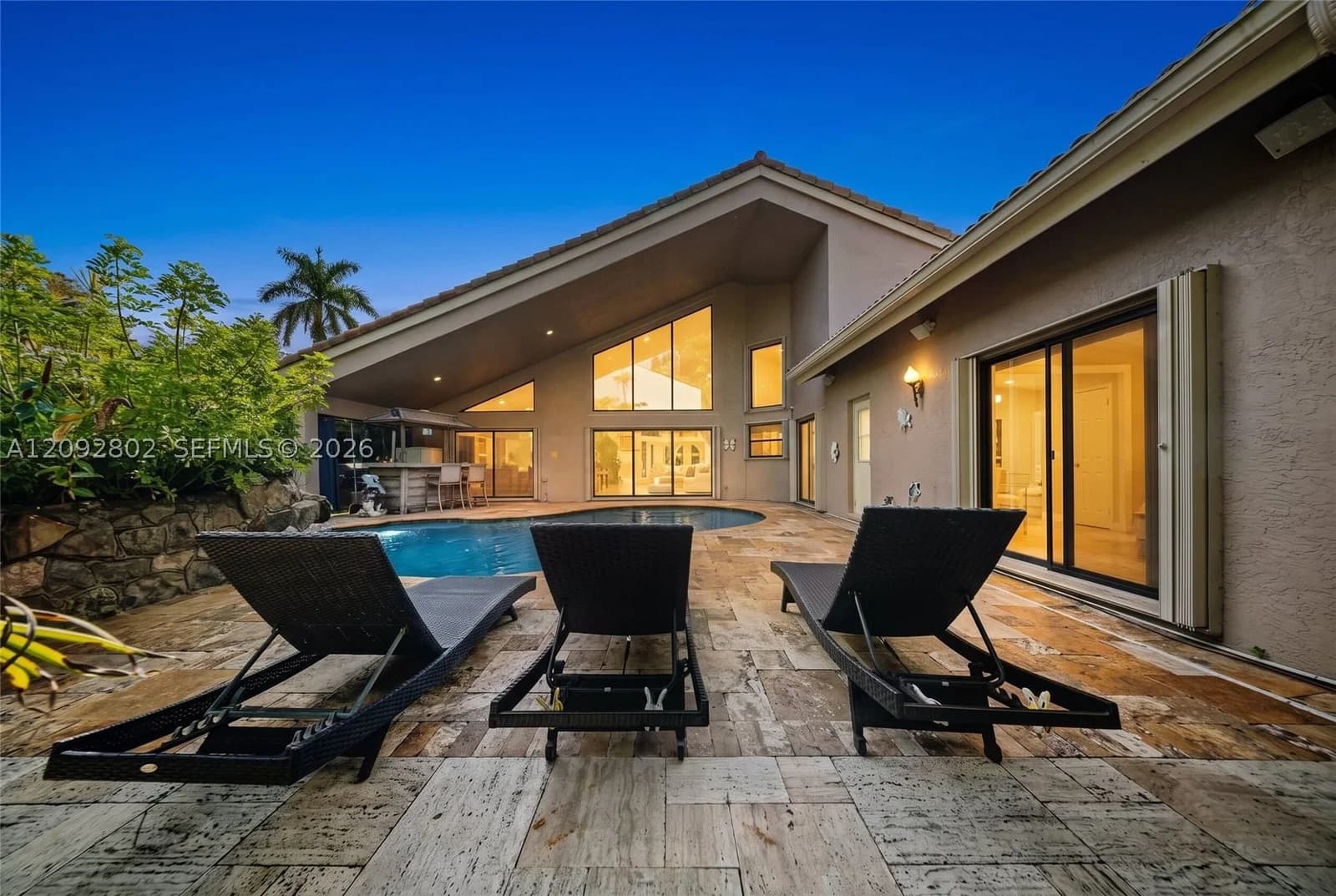 5-bedroom Single-Family Home — 4961 102nd Dr, Coral Springs, FL 33076
