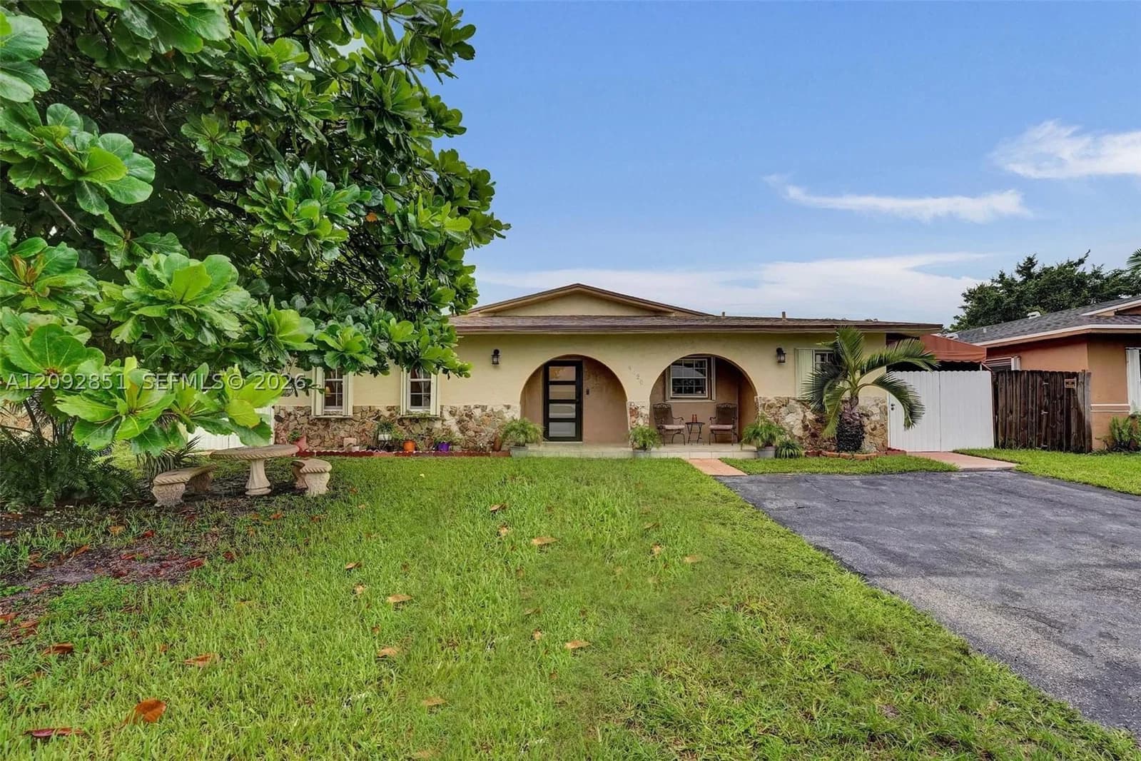 3-bedroom Single-Family Home — 4620 43rd Ter, Dania Beach, FL 33314