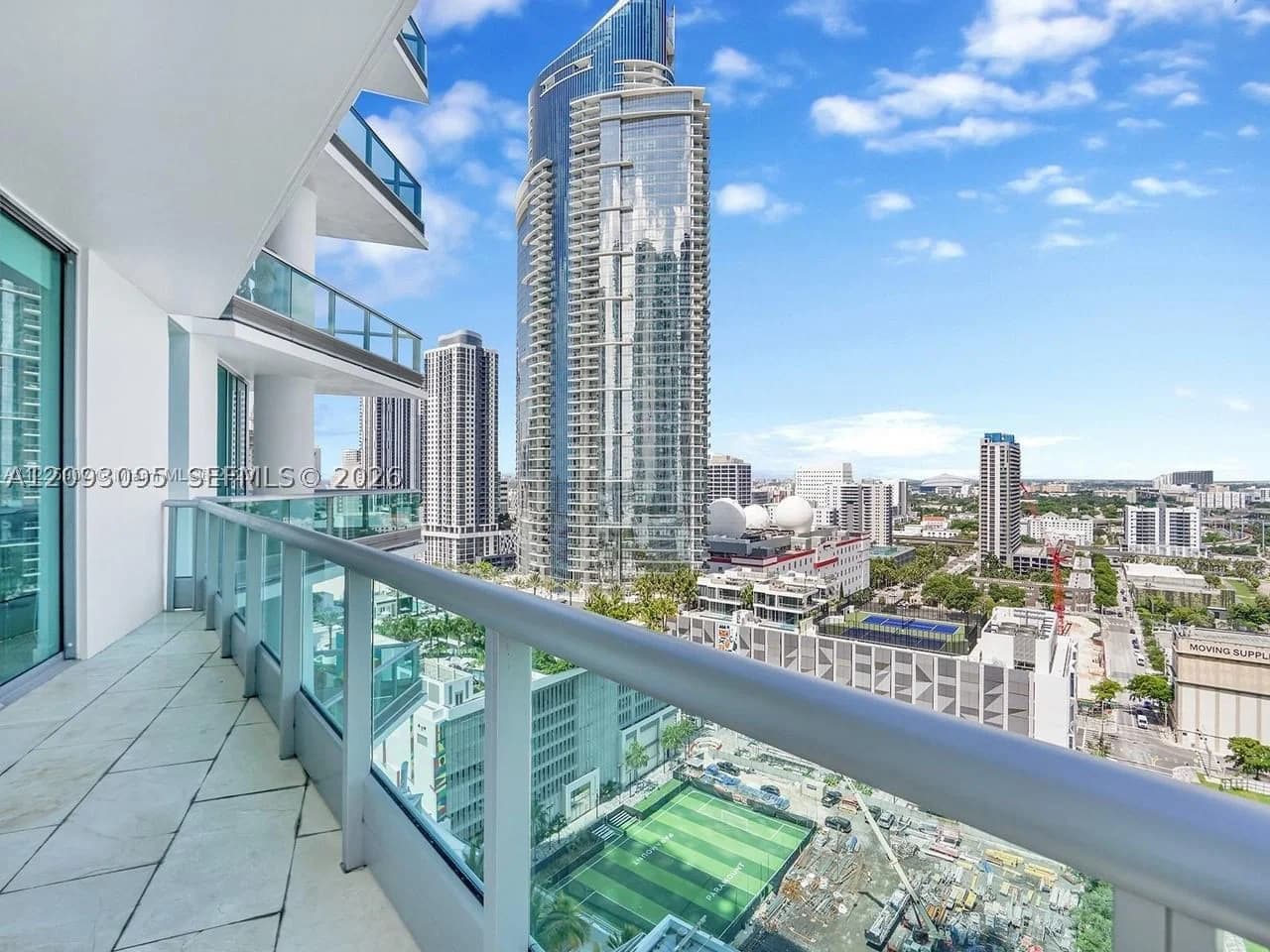 2-bedroom Apartment — 900 Biscayne Blvd #2412, Miami, FL 33132