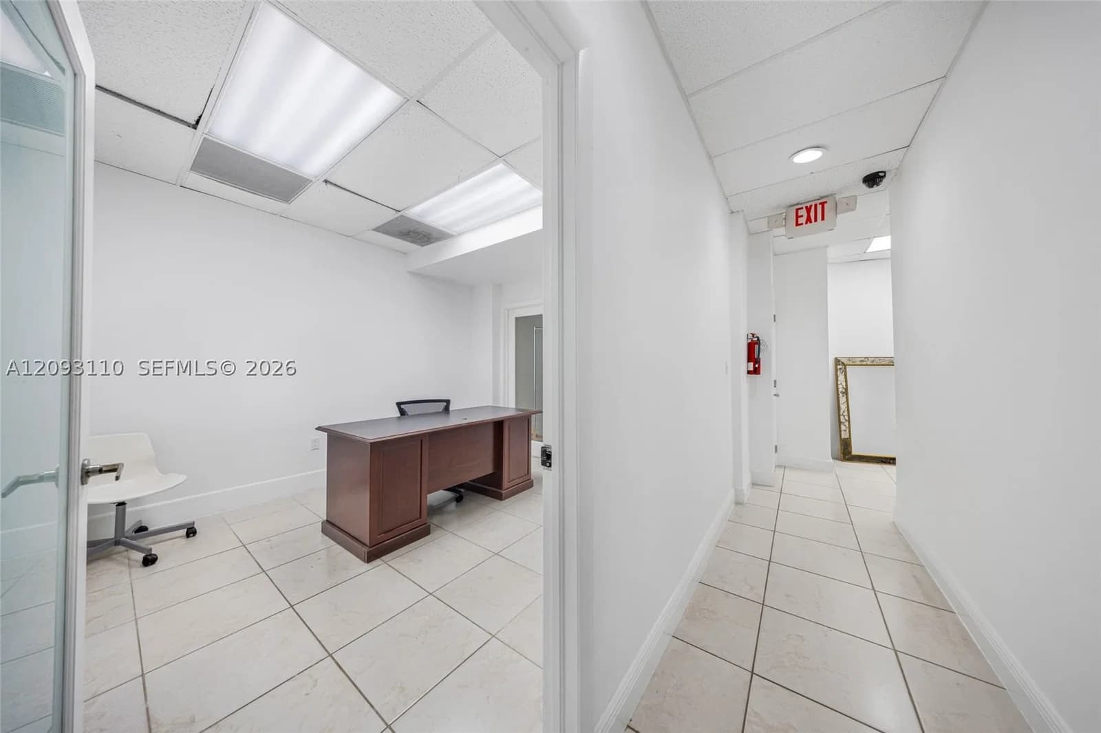 Property — 5401 Collins Ave #CU-9, Miami Beach, FL 33140