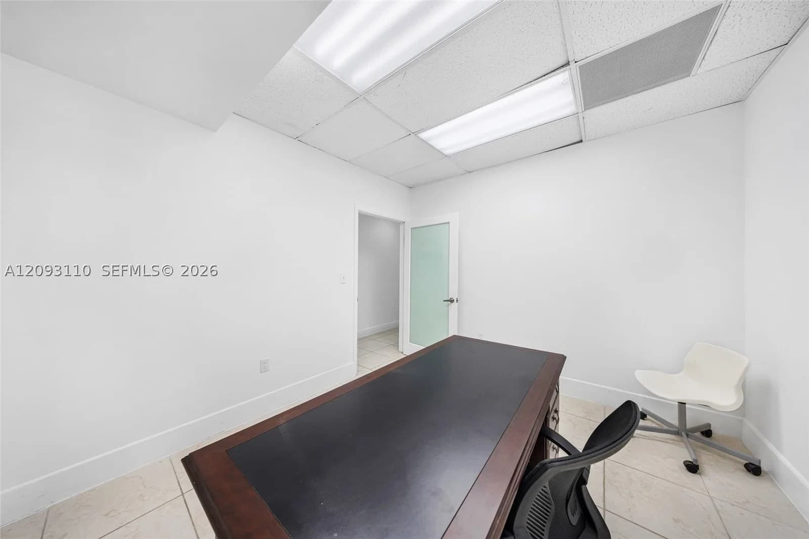 Property — 5401 Collins Ave #CU-9, Miami Beach, FL 33140