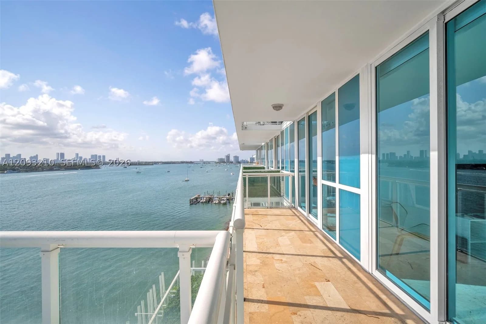 1-bedroom Condo — 520 West Ave #803, Miami Beach, FL 33139