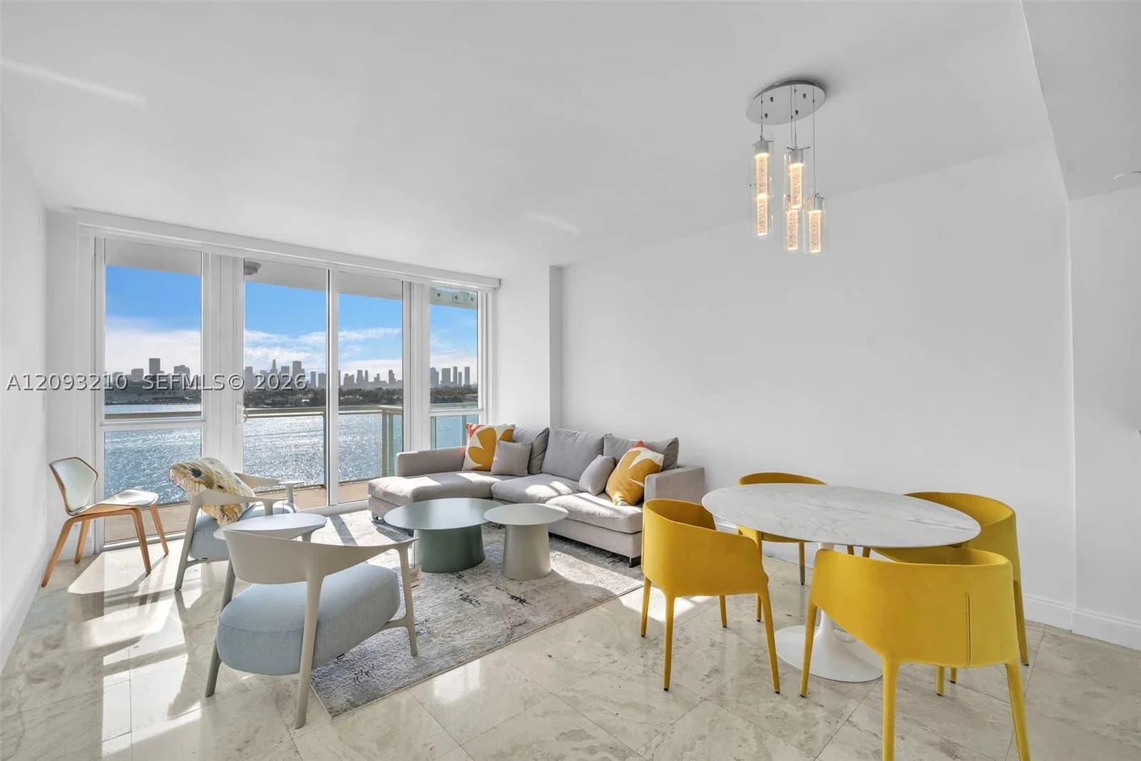 1-bedroom Condo — 520 West Ave #803, Miami Beach, FL 33139