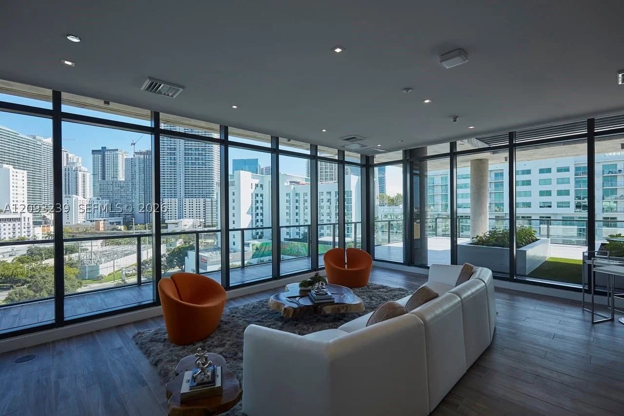 2-bedroom Condo — 201 17th Rd #309, Miami, FL 33129
