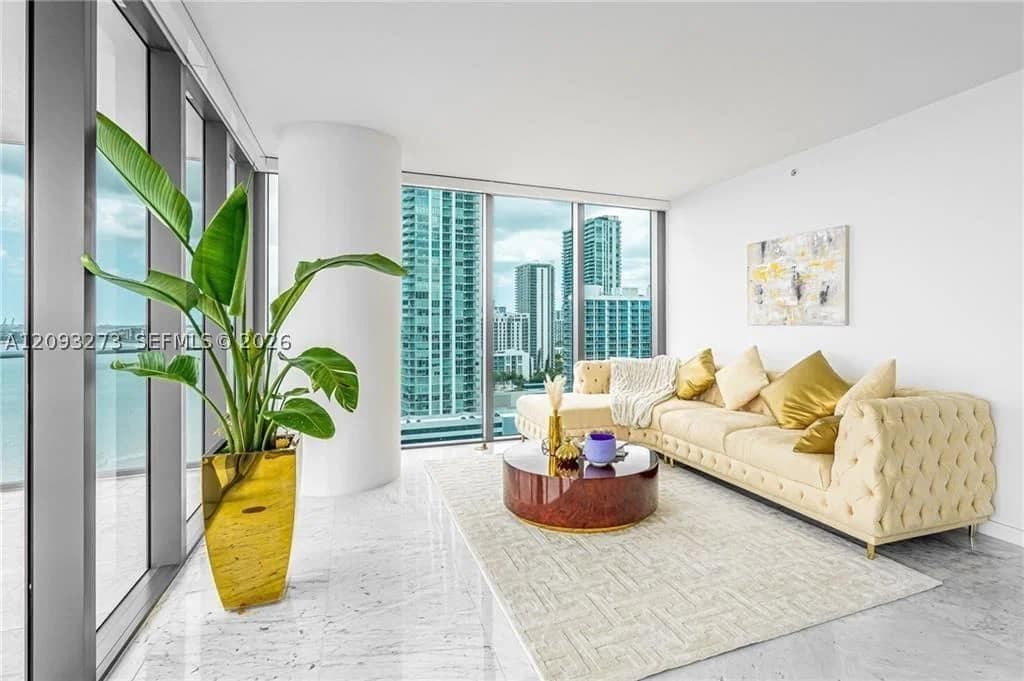 3-bedroom Condo — 3131 7th Ave #1901, Miami, FL 33137