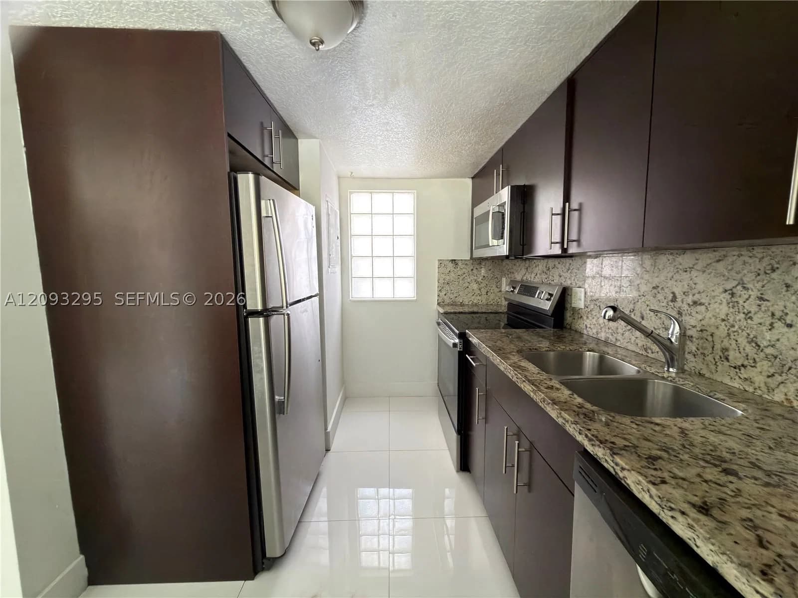 2+1 Condo — 695 11th St #204, Miami, FL 33129