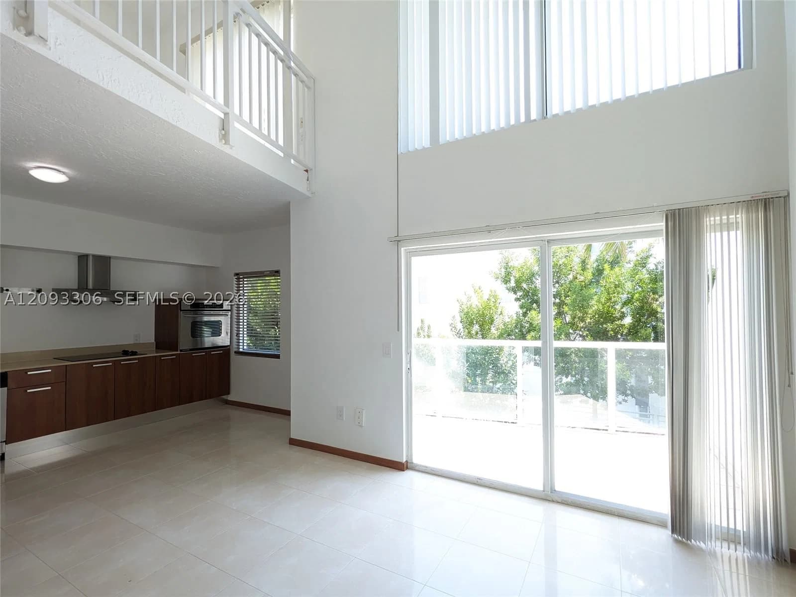 1-bedroom Condo — 1528 Brickell Ave #104, Miami, FL 33129