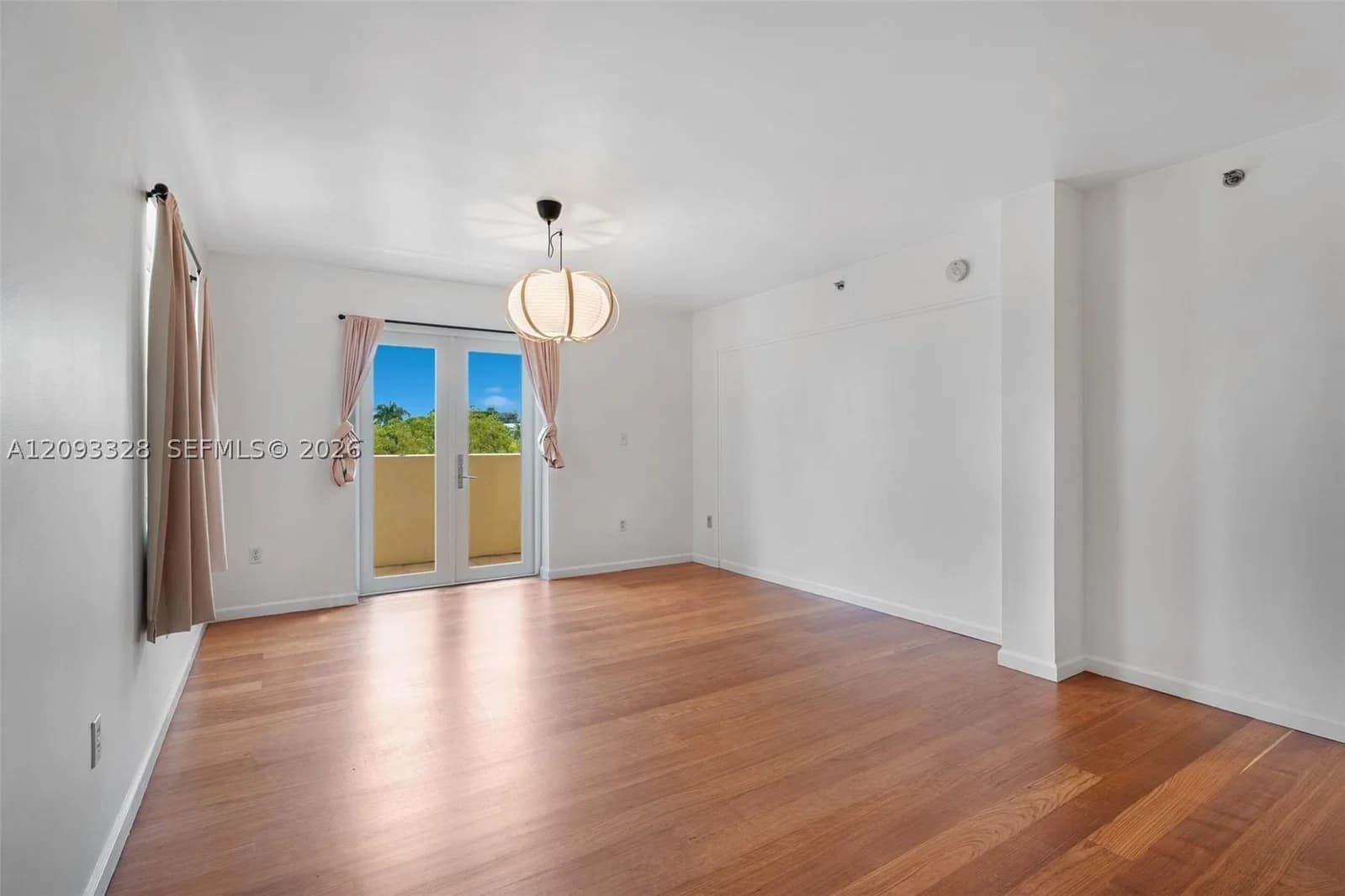2-bedroom Condo — 227 Michigan Ave #405, Miami Beach, FL 33139