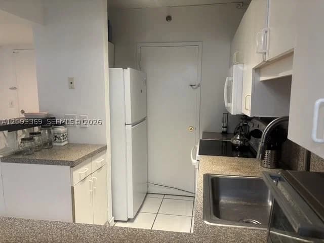 1-bedroom Condo — 100 Lincoln Rd #802, Miami Beach, FL 33139