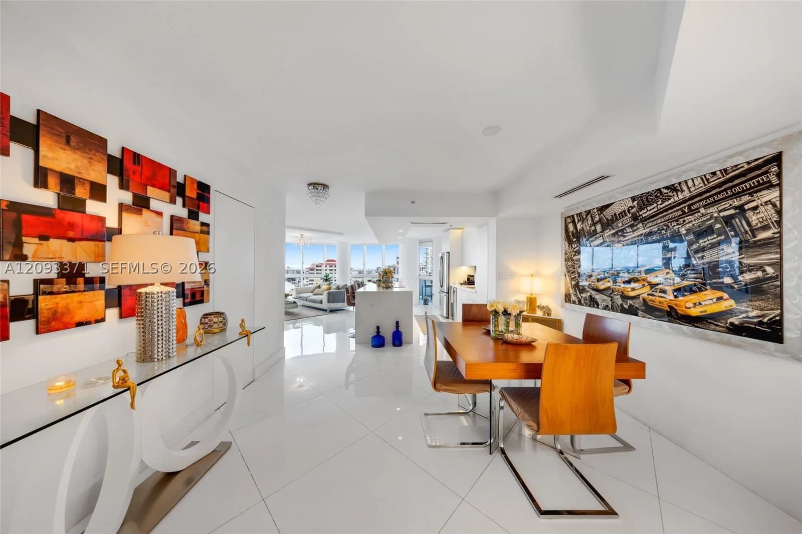 2-bedroom Condo — 6301 Collins Ave #2107, Miami Beach, FL 33141