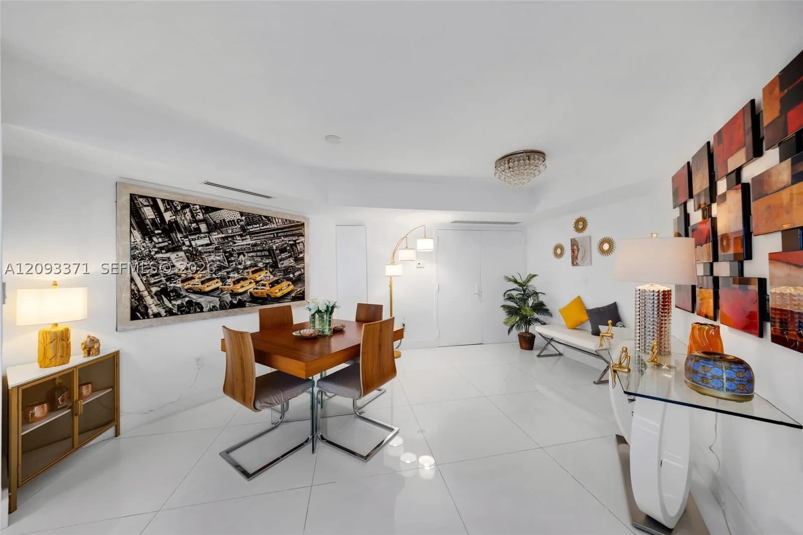 2-bedroom Condo — 6301 Collins Ave #2107, Miami Beach, FL 33141