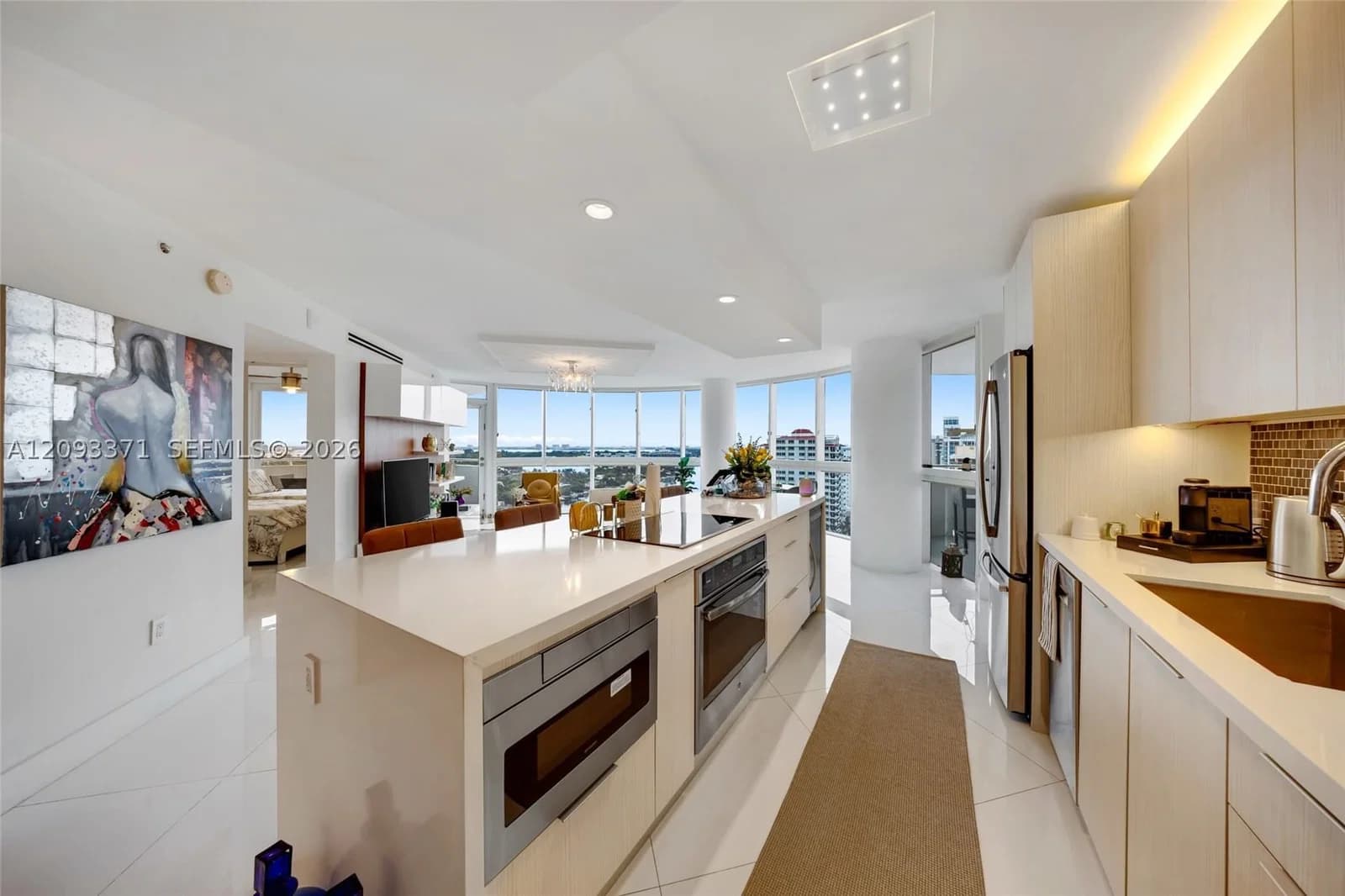 2-bedroom Condo — 6301 Collins Ave #2107, Miami Beach, FL 33141