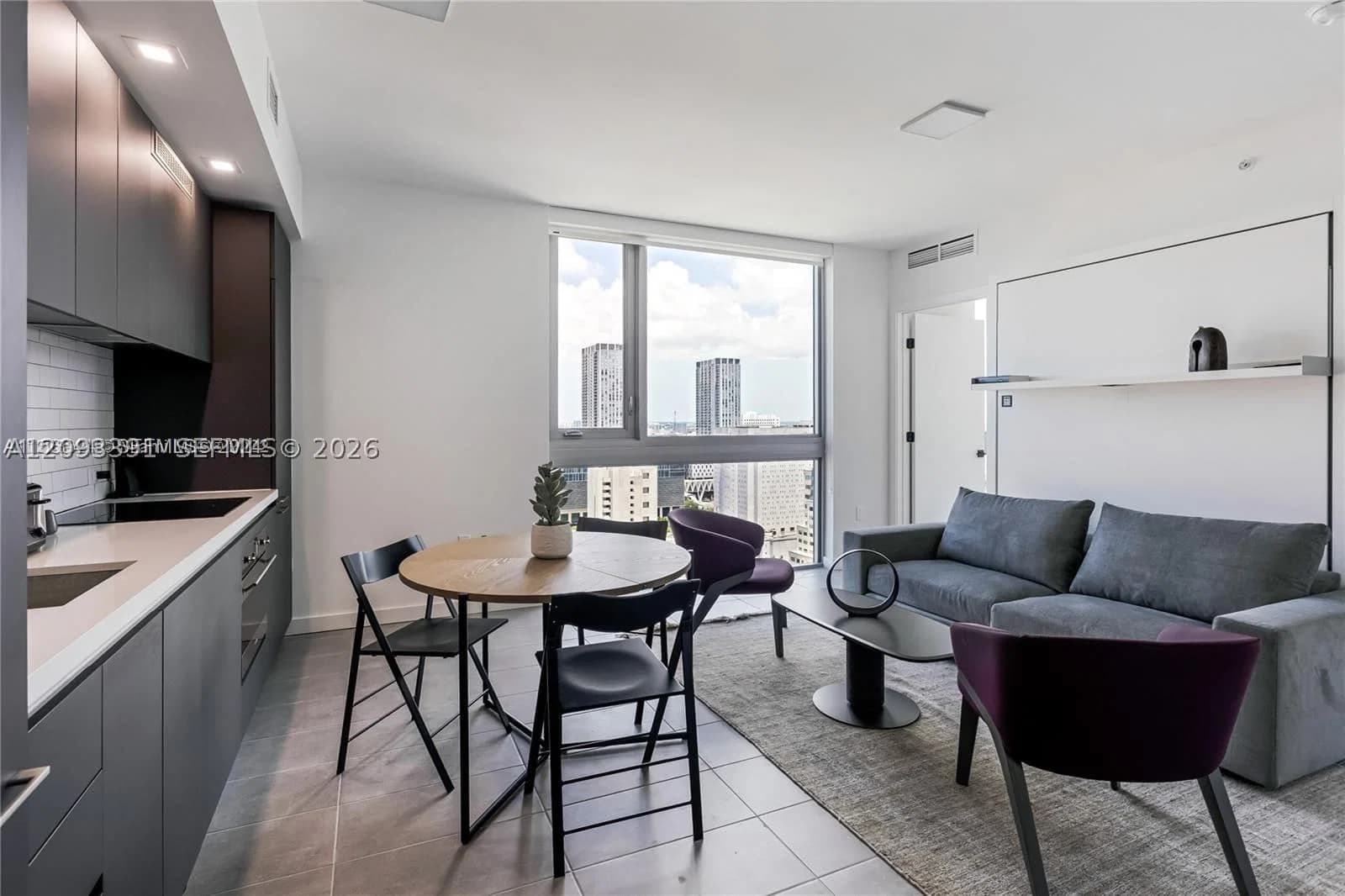 2+1 Condo — 227 2nd St #2806, Miami, FL 33132