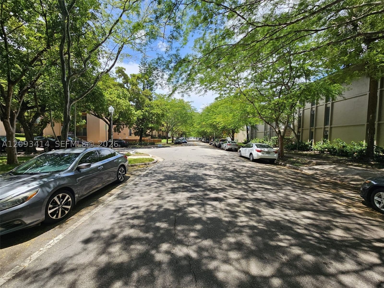 2-bedroom Condo — 235 Antilla Ave #1, Coral Gables, FL 33134