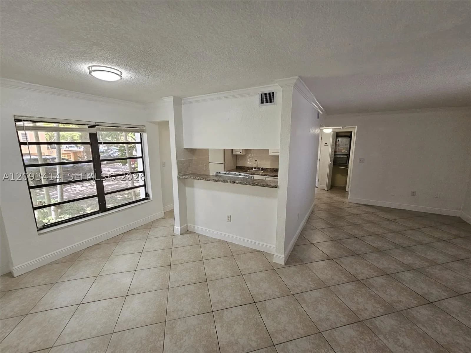 2-bedroom Condo — 235 Antilla Ave #1, Coral Gables, FL 33134