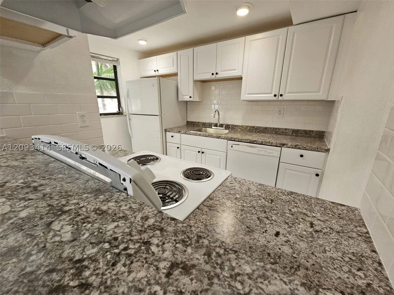 2-bedroom Condo — 235 Antilla Ave #1, Coral Gables, FL 33134