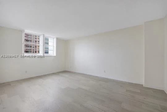 2-bedroom Condo — 90 Edgewater Dr #514, Coral Gables, FL 33133
