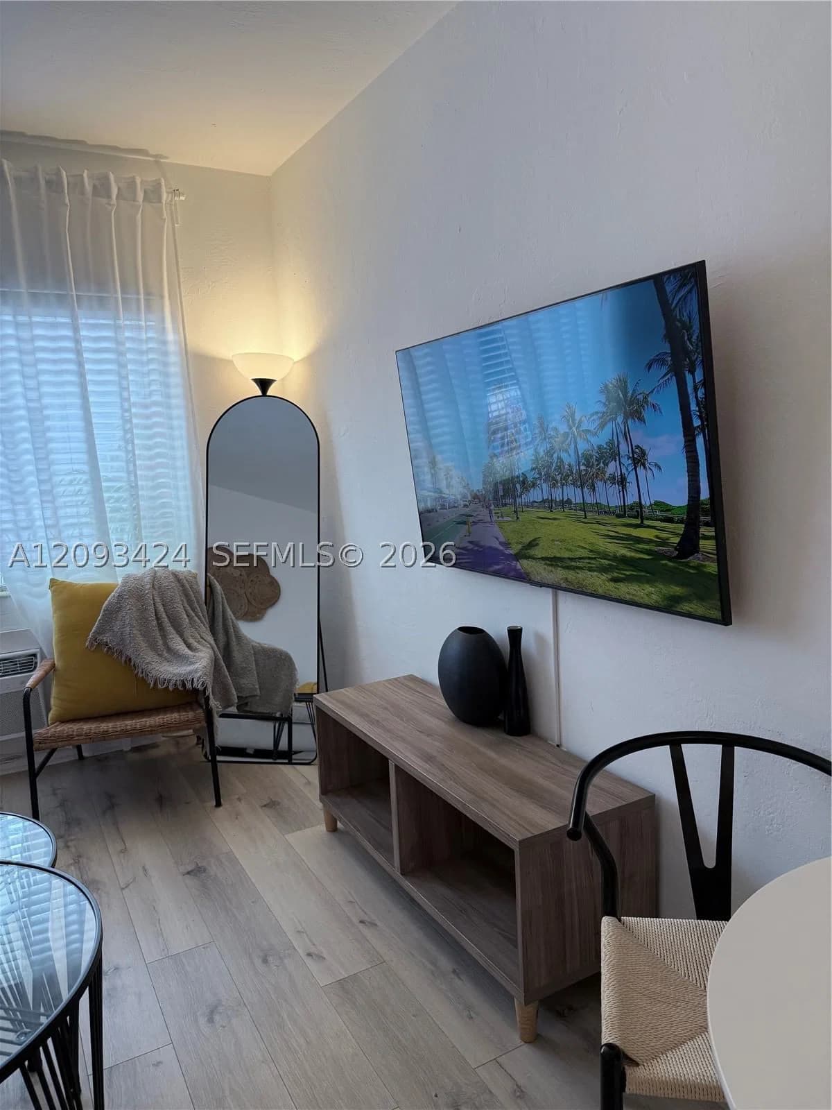 Condo — 1135 Euclid Ave #205, Miami Beach, FL 33139