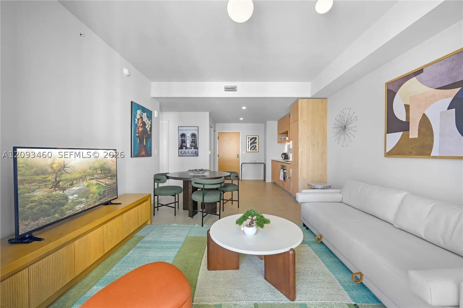 1-bedroom Condo — 11 6th St #1111, Miami, FL 33132