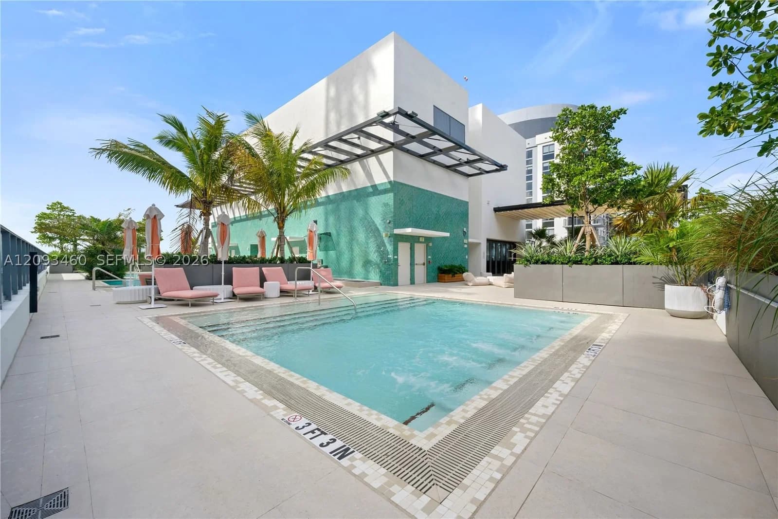 1-bedroom Condo — 11 6th St #1111, Miami, FL 33132