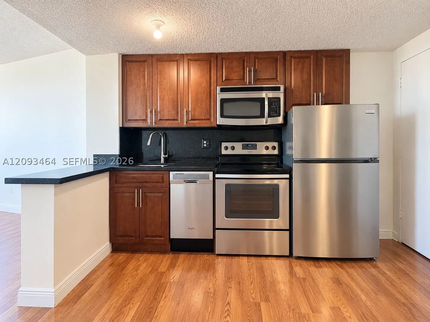 Condo — 801 Brickell Bay Dr #769, Miami, FL 33131