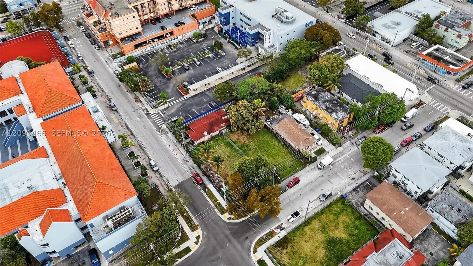 Property — 136 SW 11th Ave, Miami, FL 33130