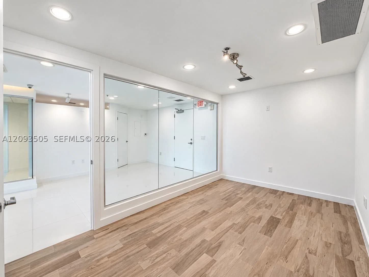 Property — 40 13th St #505, Miami, FL 33130