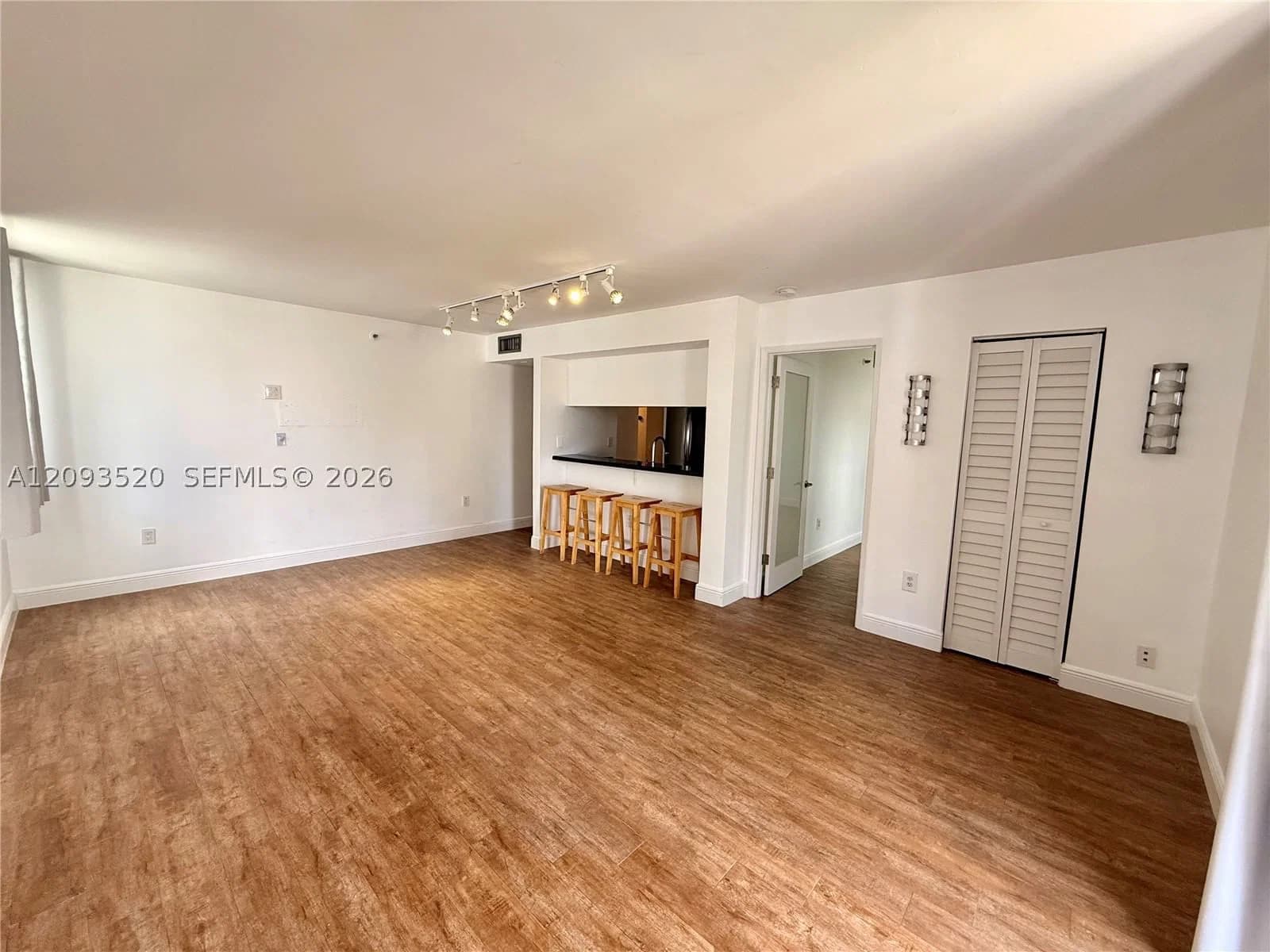 2-bedroom Condo — 800 Miami Ave #E-1008, Miami, FL 33136