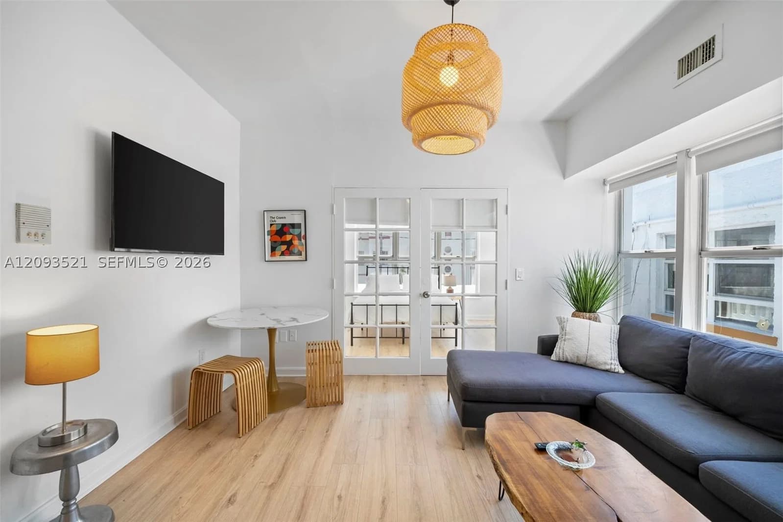 2-bedroom Apartment — 227 1st St #6, Miami Beach, FL 33139