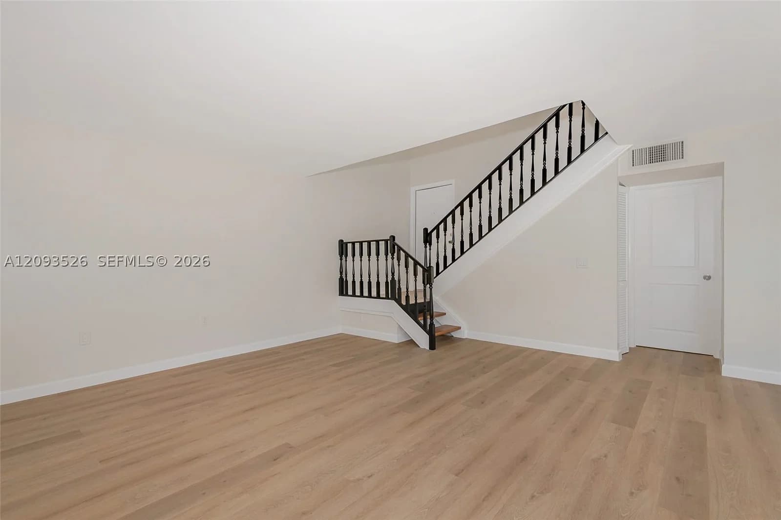 2-bedroom Condo — 11125 132nd Ct #9-2, Miami, FL 33186