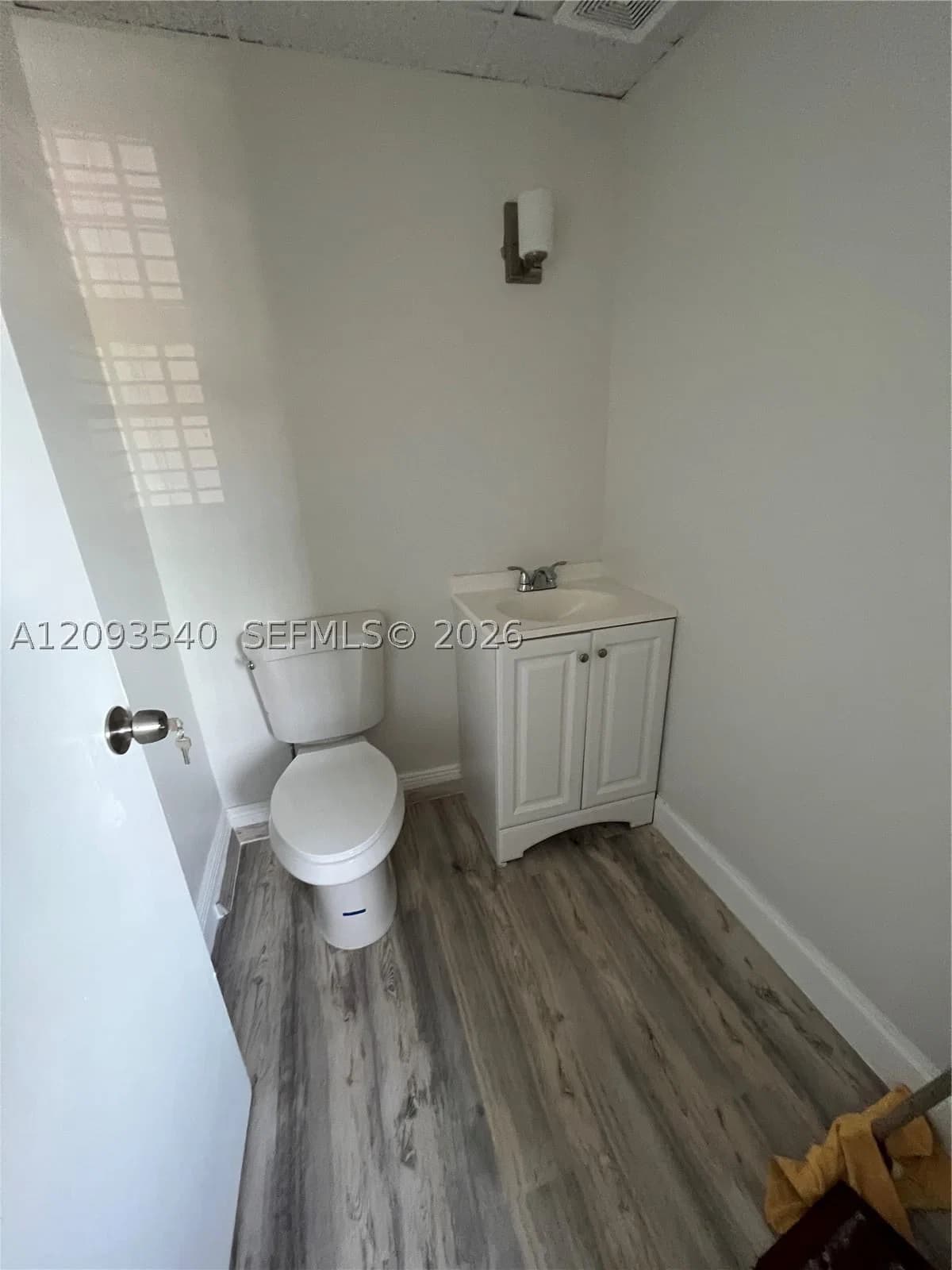 Property — 10527 40th St #FOR OFFICE ONLY, Miami, FL 33165