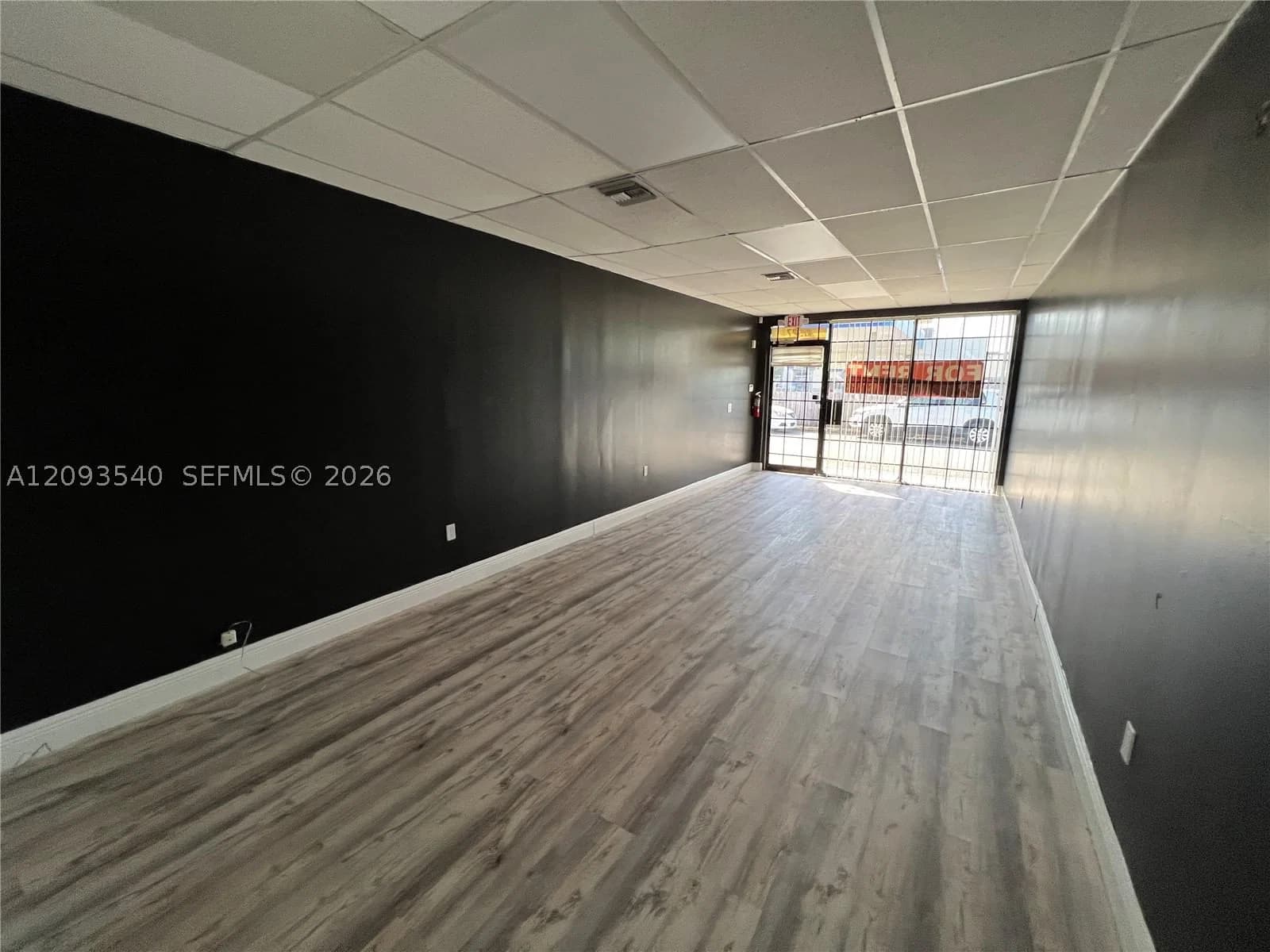Property — 10527 40th St #FOR OFFICE ONLY, Miami, FL 33165