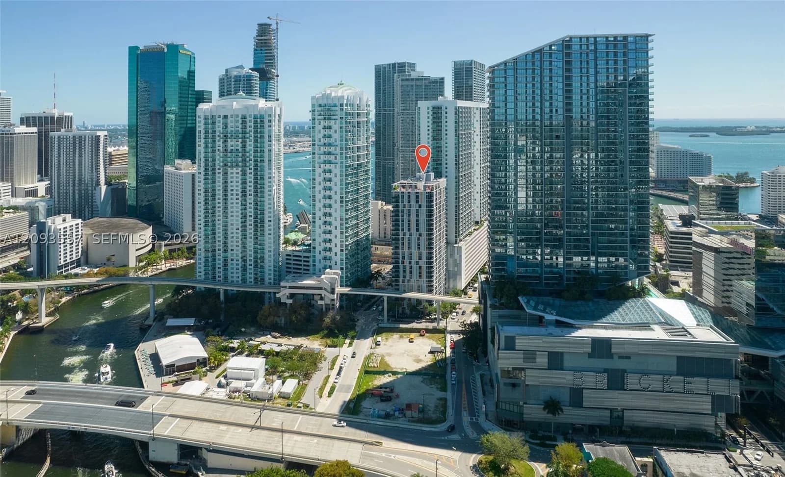 1-bedroom Condo — 31 6th St #304, Miami, FL 33131