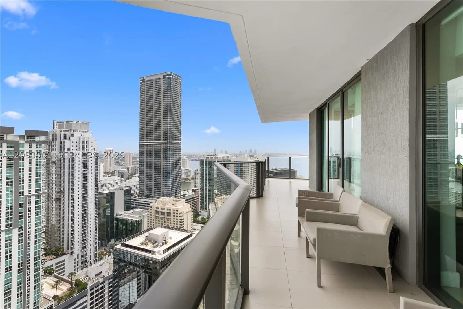 2-bedroom Condo — 1300 Miami Ave #4101, Miami, FL 33130