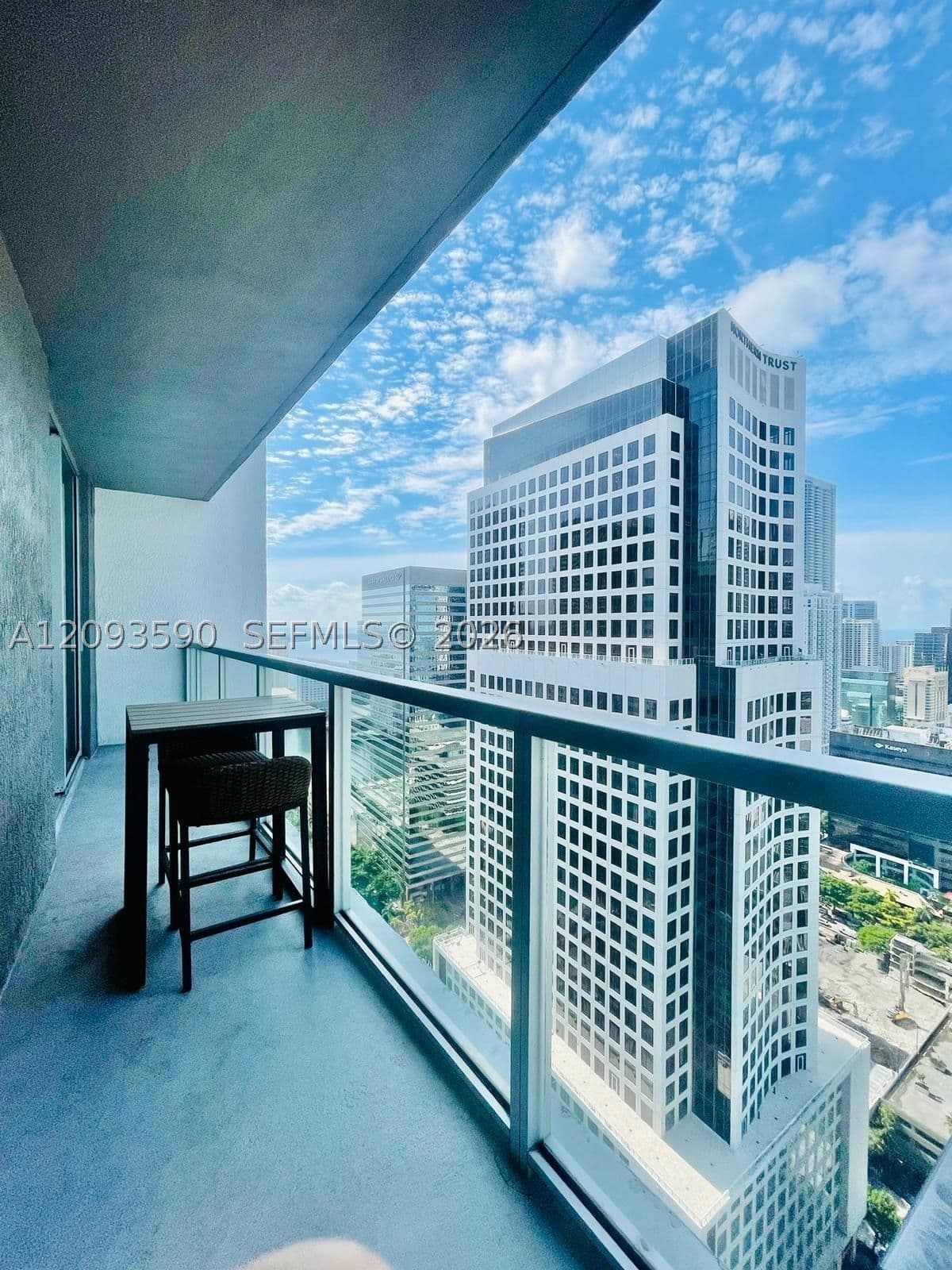 2-bedroom Condo — 55 6th St #1902, Miami, FL 33131