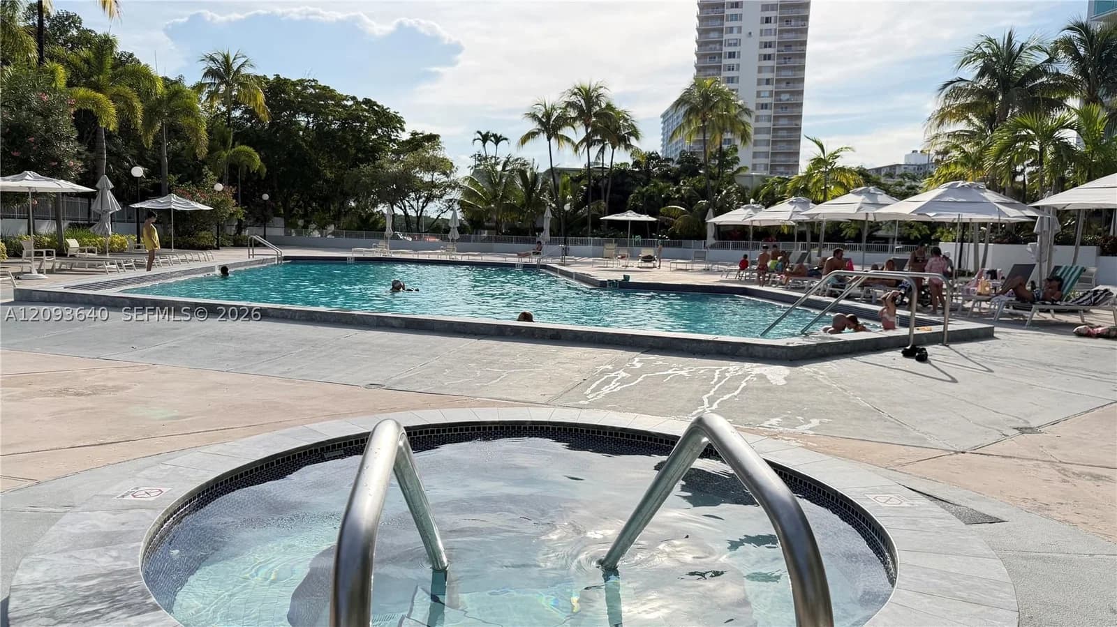 2-bedroom Condo — 100 Bayview Dr #509, Sunny Isles Beach, FL 33160