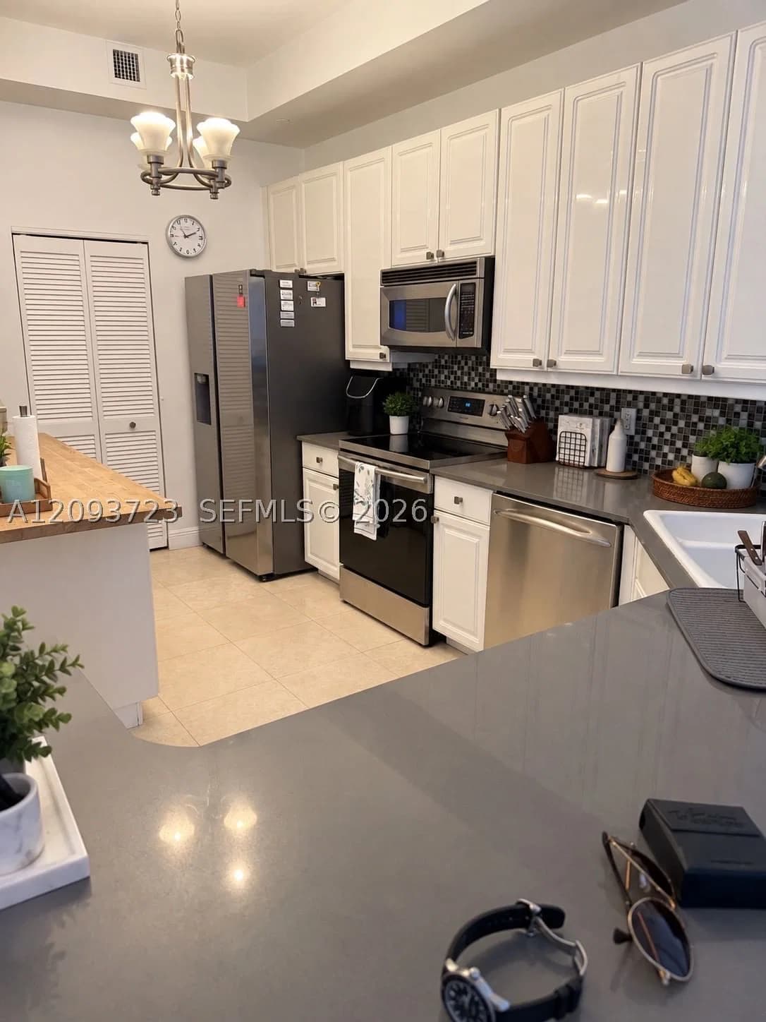 2+1 Condo — 888 Brickell Key Dr #3007, Miami, FL 33131