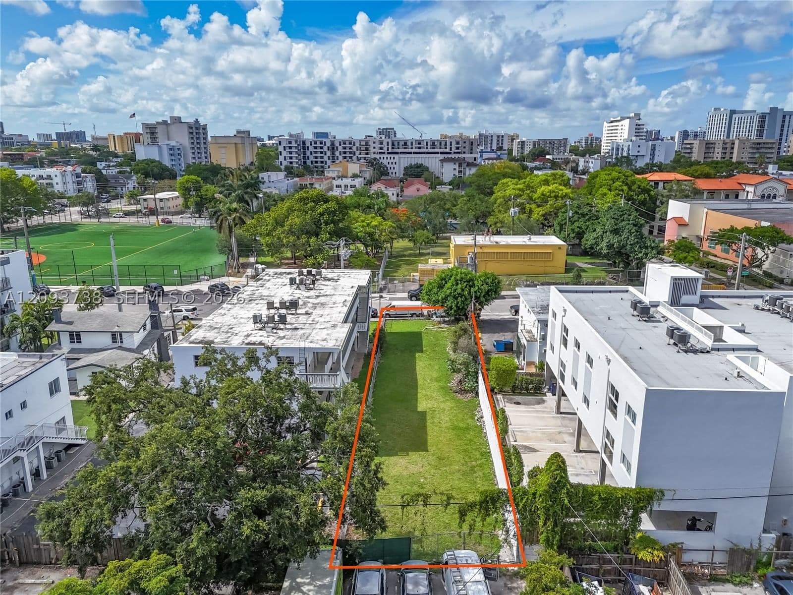 Property — 718 4th St, Miami, FL 33130